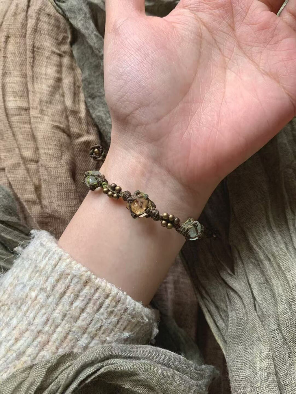 Macrame bracelet--Raw Weave