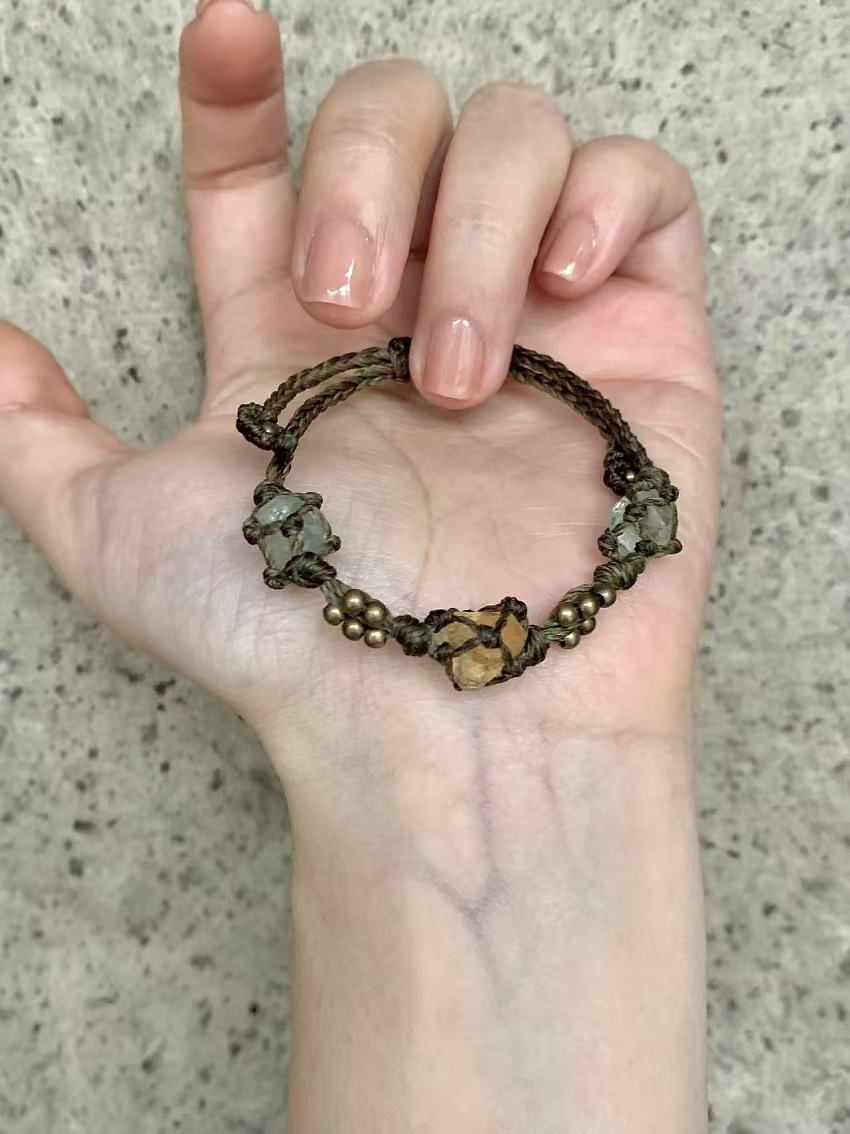 Macrame bracelet--Raw Weave