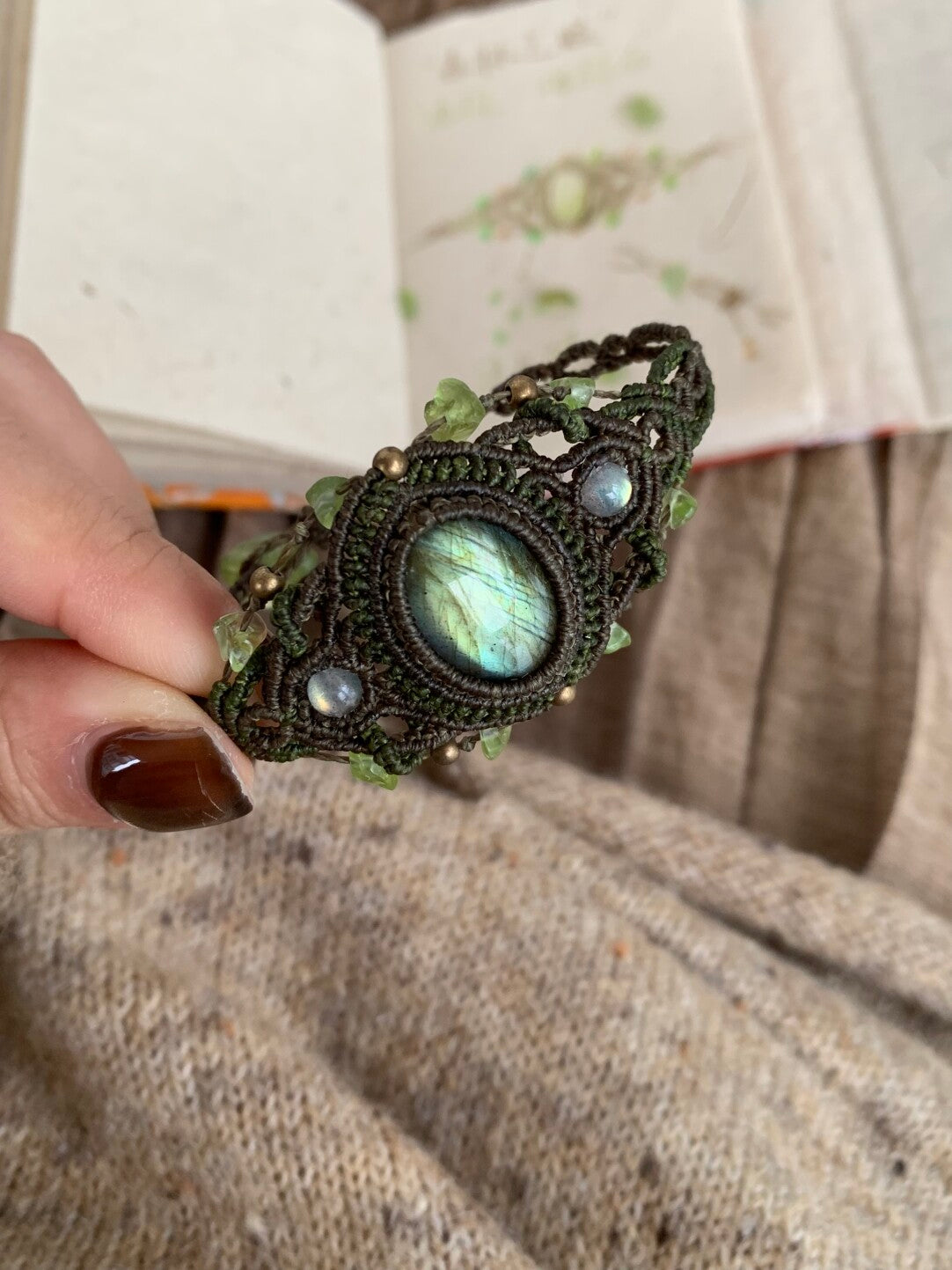 Macarame bracelet--Forest