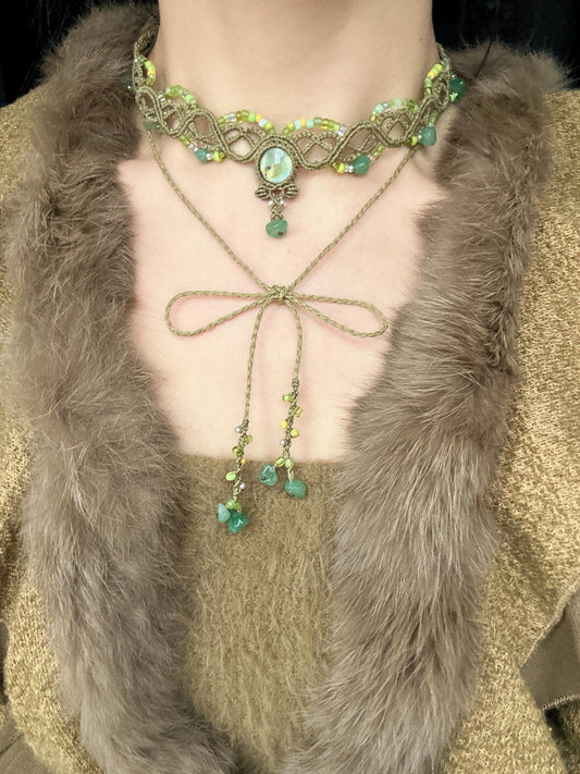Moss Trace--Handmade Macrame Necklace