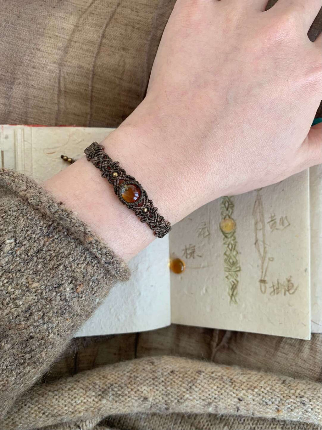 Macrame Bracelet-Amber Weave