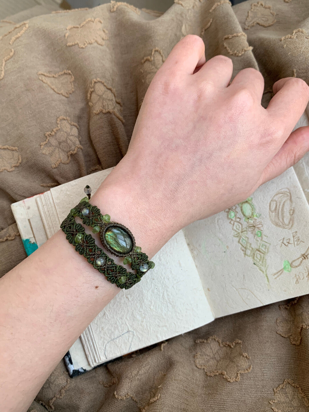 Macrame Bracelet-Fern Lace