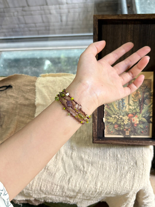 Vine & Gem--Handmade Macrame Bracelet